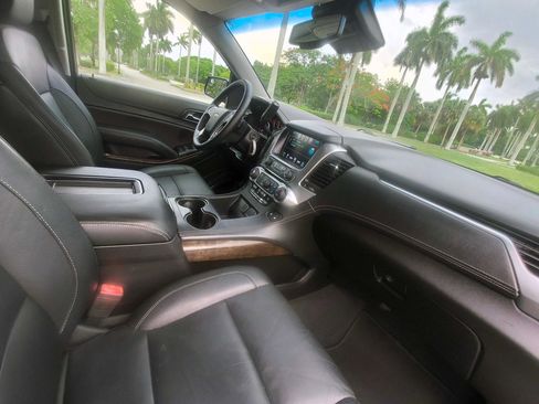 Used 2019 Chevrolet Tahoe LT AWD/4WD image 38