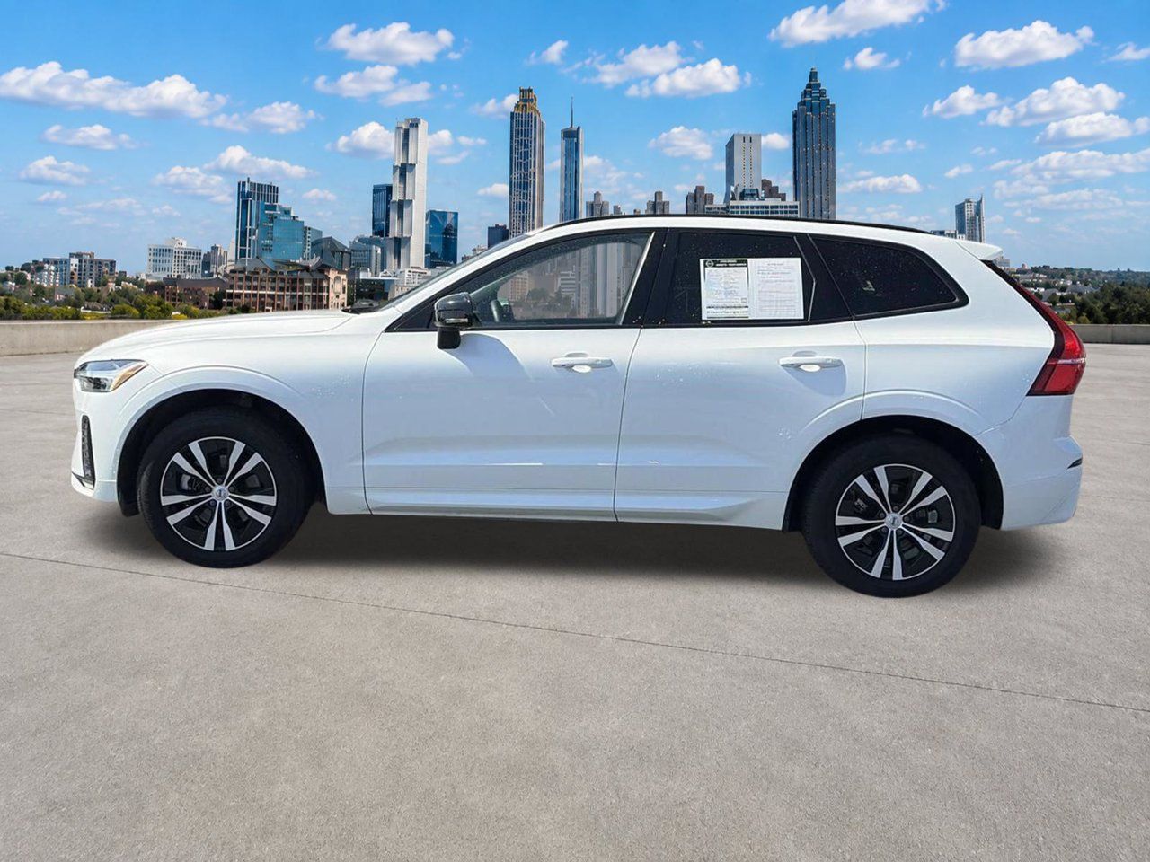 Used 2025 Volvo XC60 B5 Core AWD/4WD image 23