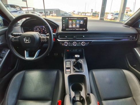 Used 2024 Honda Civic Sport Touring image 10