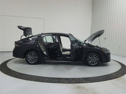 New 2026 Nissan Sentra SL w/ Floor Mat Package image 16