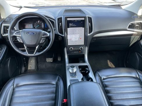 Used 2023 Ford Edge SEL image 13