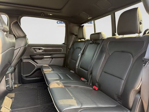 Used 2023 RAM 1500 Laramie AWD/4WD image 9