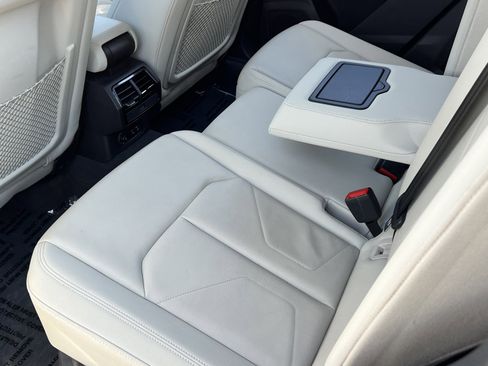 Used 2019 Audi Q3 2.0T Premium w/ Convenience Package image 20