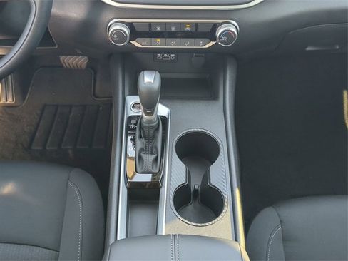 New 2025 Nissan Altima 2.5 S image 17