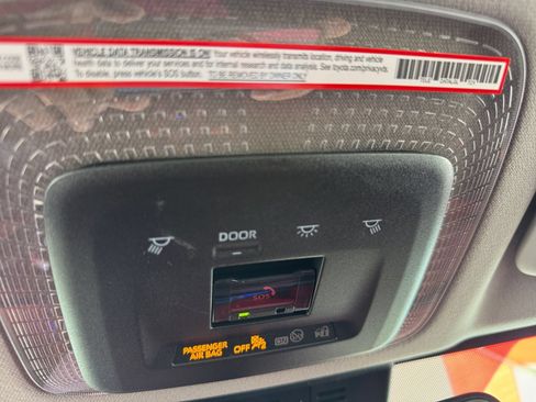 New 2026 Toyota Prius Plug-In Hybrid FWD image 24