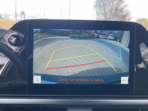 Used 2023 Lexus UX 250h AWD image 13