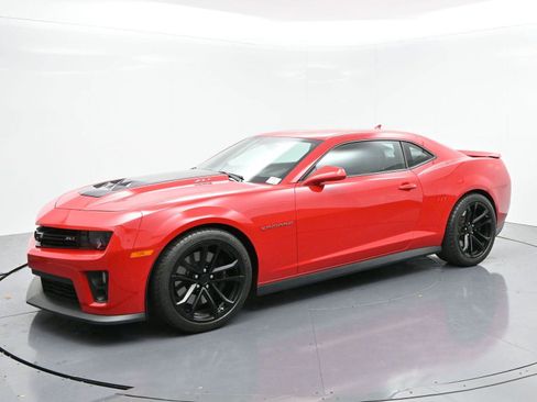 Used 2013 Chevrolet Camaro ZL1 image 2