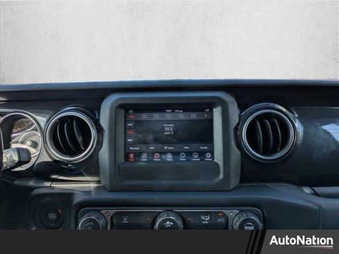 Used 2020 Jeep Wrangler Unlimited Sahara image 1