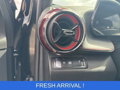 Used 2025 Chevrolet Equinox RS w/ Safety and Technology Package image 8