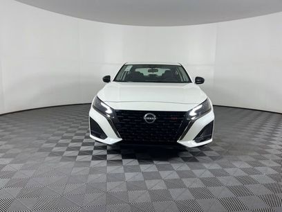 New 2025 Nissan Altima 2.5 SR