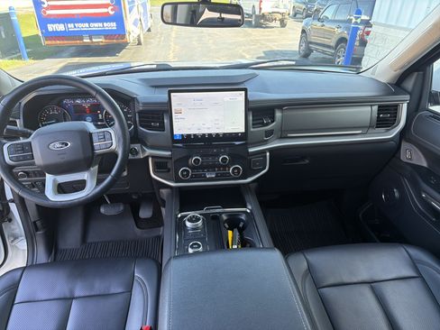 Certified 2023 Ford Expedition XLT AWD/4WD image 30