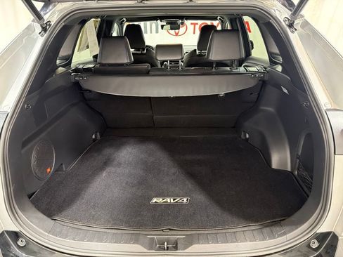 Used 2021 Toyota RAV4 XSE w/ XSE Grade Weather Package AWD/4WD image 18