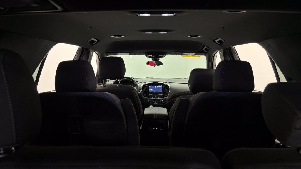 Used 2023 Chevrolet Traverse LT w/ LPO, Floor Liner Package AWD/4WD image 40