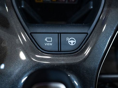 New 2026 Toyota Crown Platinum image 24