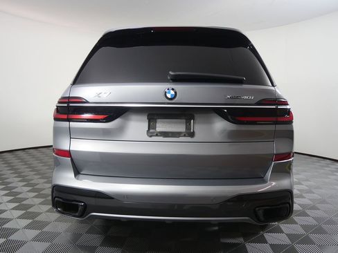 Certified 2023 BMW X7 xDrive40i w/ Executive Package image 4