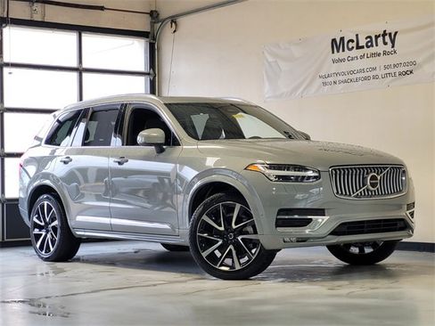 Certified 2024 Volvo XC90 B6 Ultimate w/ Lounge Package image 26