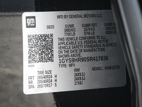 Used 2025 Cadillac Escalade V image 41