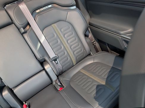 Used 2024 Rivian R1S Adventure AWD/4WD image 14