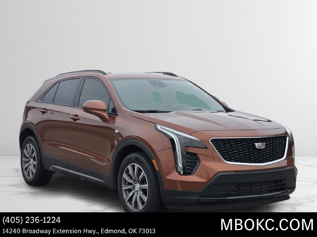 Used 2019 Cadillac XT4 Sport w/ Cold Weather Package FWD image 3