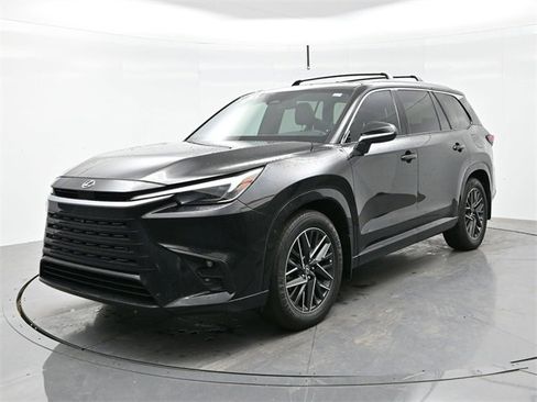 Used 2024 Lexus TX 350 FWD image 3