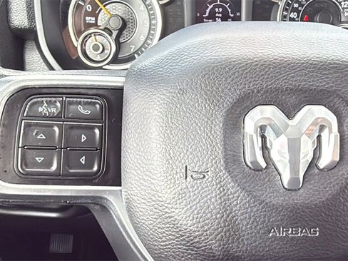 Used 2019 RAM 2500 Big Horn image 20