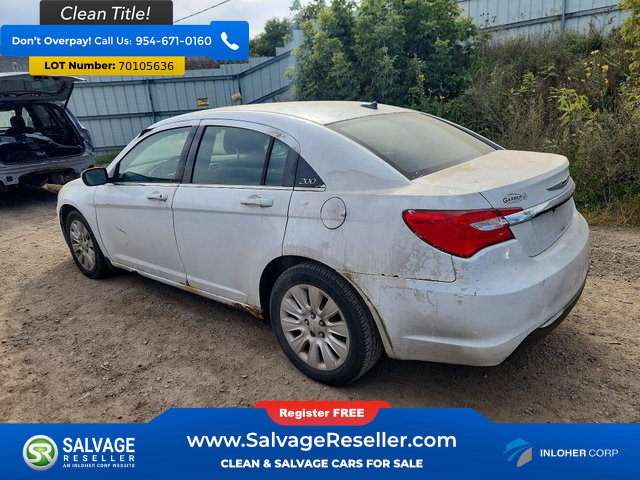 Used 2012 Chrysler 200 LX FWD image 3