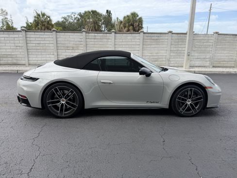 Certified 2025 Porsche 911 Carrera 4 GTS AWD/4WD image 7