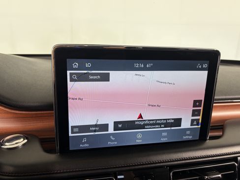 Used 2020 Lincoln Aviator Grand Touring w/ Elements Package Plus AWD/4WD image 23