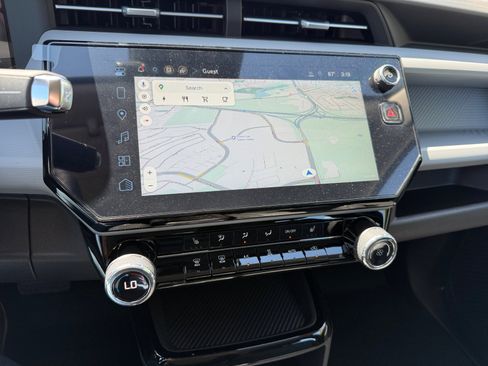 New 2027 Chevrolet Bolt LT w/ Comfort Package FWD image 12