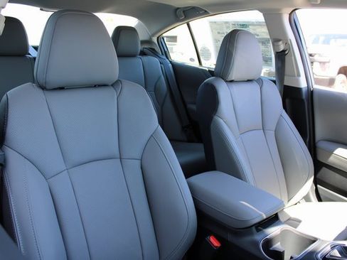 Certified 2025 Subaru Legacy Limited image 20