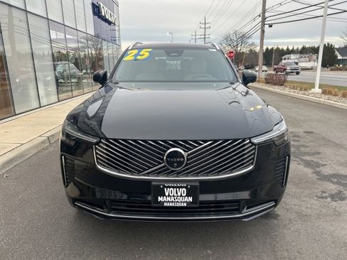 Used 2025 Volvo XC90 B5 Plus image 7