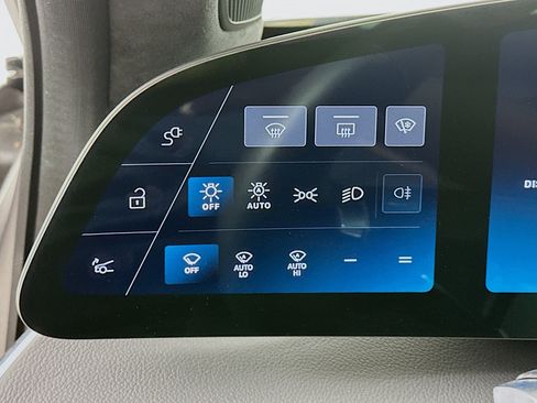 Used 2024 Lucid Air Touring AWD/4WD image 17