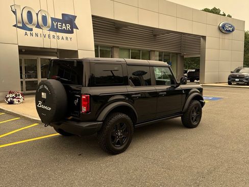 Used 2024 Ford Bronco Black Diamond AWD/4WD image 2