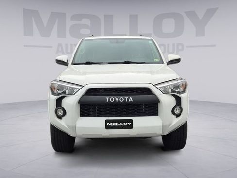 Used 2019 Toyota 4Runner SR5 AWD/4WD image 8