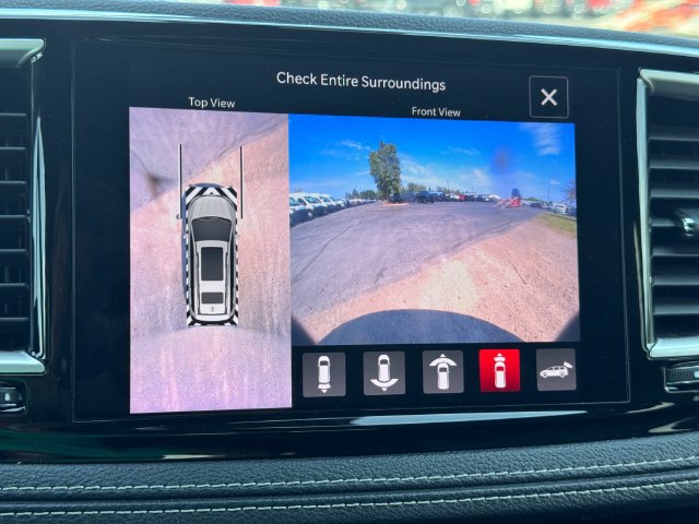 Certified 2024 Chrysler Pacifica Limited FWD image 33