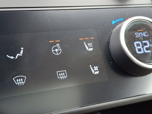Certified 2025 Hyundai Sonata Limited FWD image 28