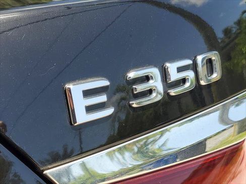 Used 2021 Mercedes-Benz E 350 4MATIC Sedan w/ Premium Package image 8