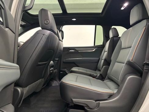 New 2026 GMC Acadia AT4 w/ Luxury Package image 43