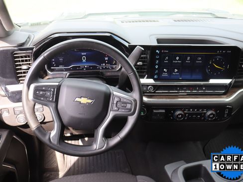 Used 2025 Chevrolet Silverado 2500 LT w/ Convenience Package AWD/4WD image 17