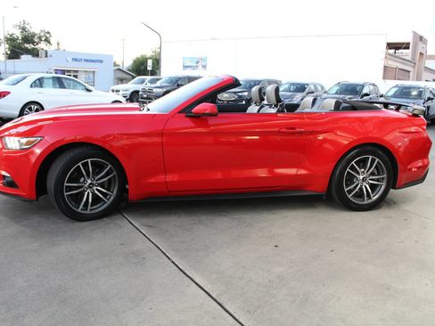 Used 2015 Ford Mustang Premium RWD image 27