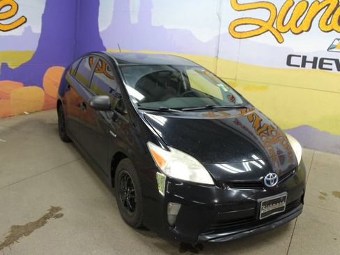 Used 2013 Toyota Prius Two FWD image 2