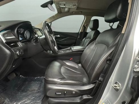 Used 2018 Buick Envision Essence AWD/4WD image 19