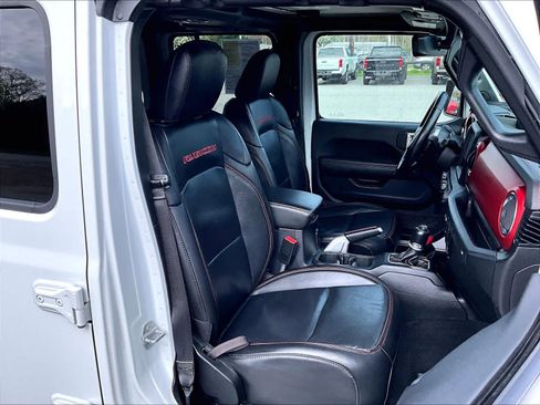 Used 2021 Jeep Wrangler Unlimited Rubicon AWD/4WD image 11