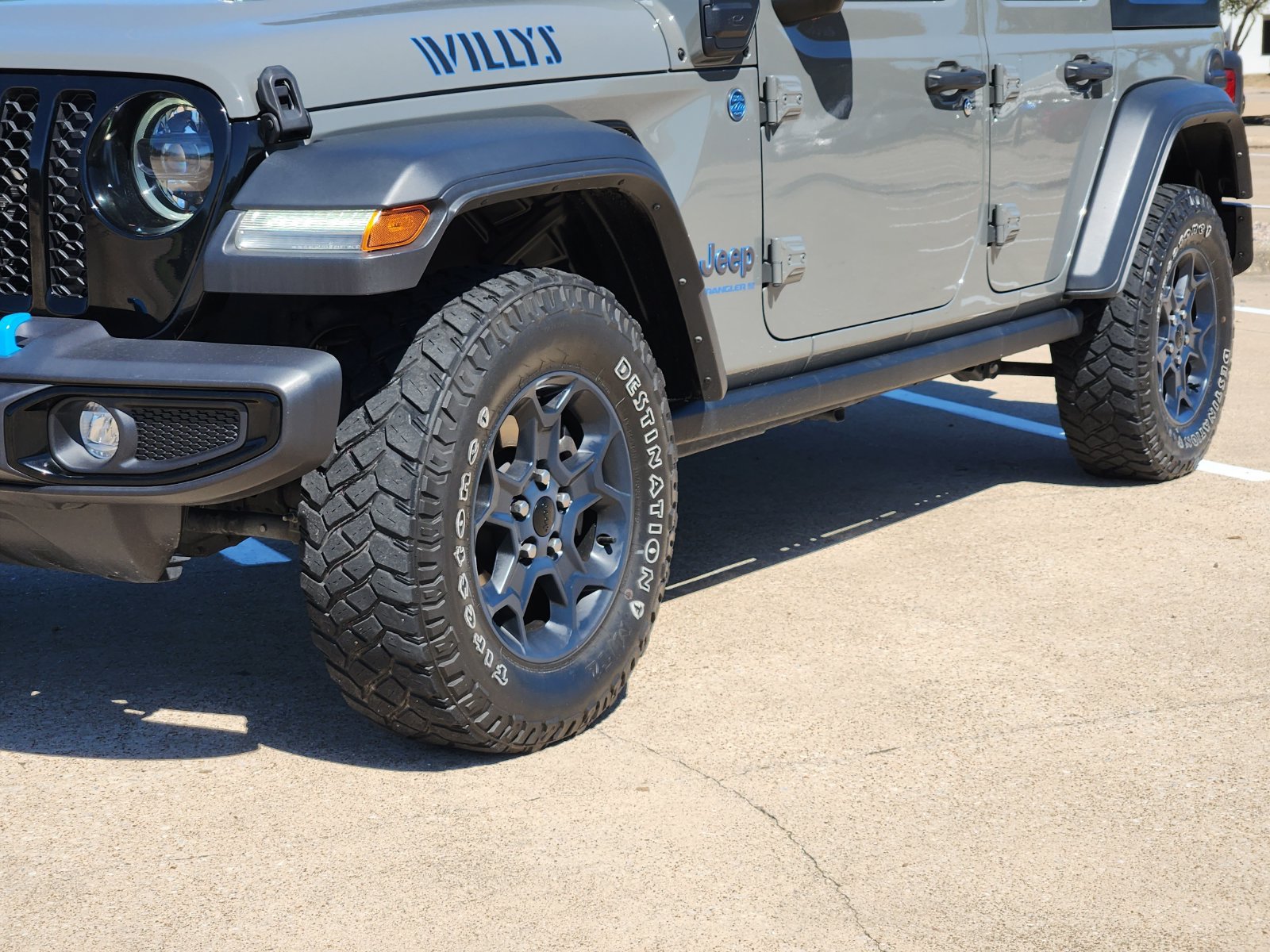 Used 2023 Jeep Wrangler Unlimited AWD/4WD image 12