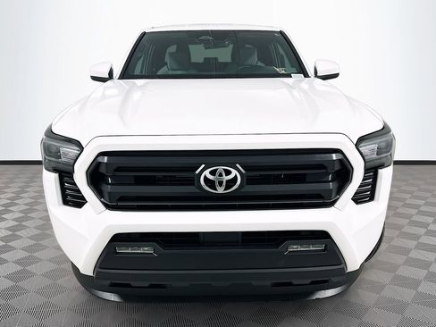 New 2026 Toyota Tacoma SR5 AWD/4WD image 2