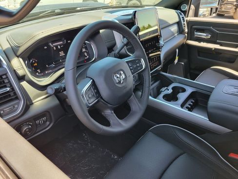 New 2026 RAM 2500 Laramie AWD/4WD image 3