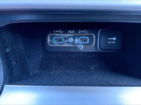 Used 2018 Jeep Grand Cherokee Limited image 16