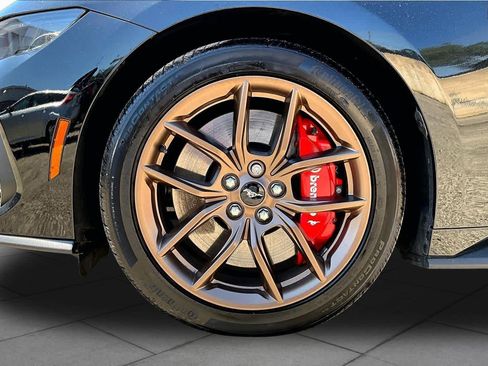 Used 2025 Ford Mustang GT Premium RWD image 16