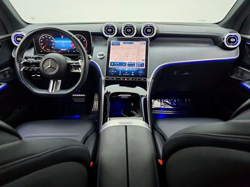 Certified 2023 Mercedes-Benz GLC 300 image 24