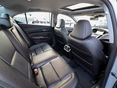 Used 2017 Acura TLX V6 SH-AWD w/ Technology Pkg image 38